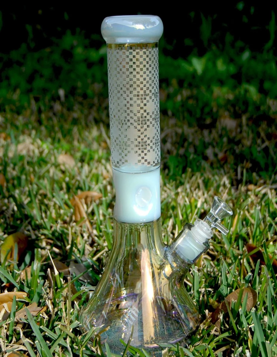 12" 7 mm Thick Glass Beaker Glass Bong - Image 3